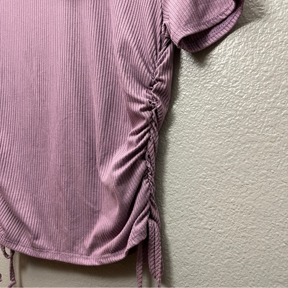 NWT Mock Neck Ribbed Top - Picture 4 of 4